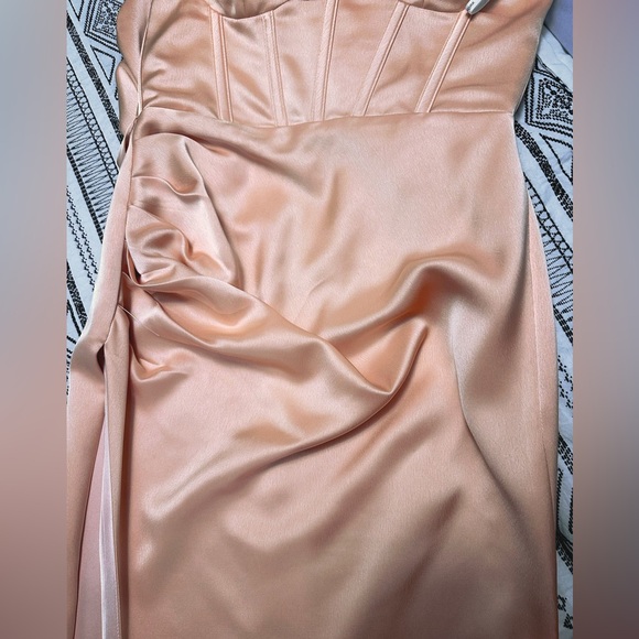 NWOT- Elayna Blush Strappy Satin Corset High Slit Gown - Picture 7 of 9